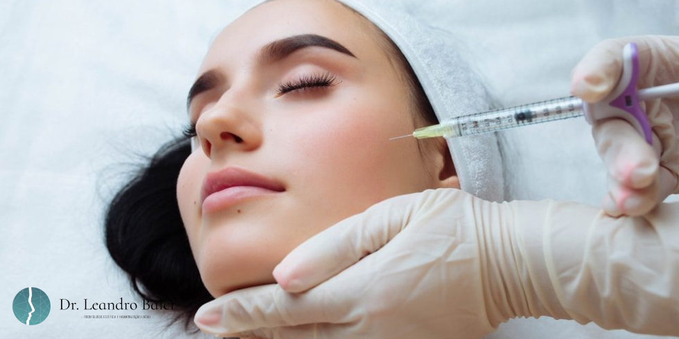 Toxina Botulínica na Odontologia: Aplicações e Benefícios 
